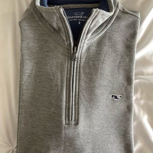 Men’s Vineyard Vines Pullover - Size S
